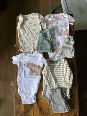 Assorted gender neutral 12 months Short sleeve baby clothes